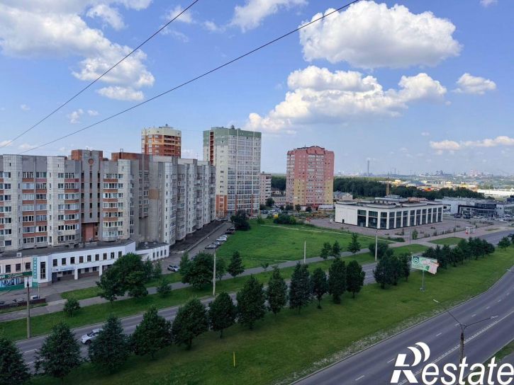 2-комн квартира Октябрьский проспект, 42,  д. 42