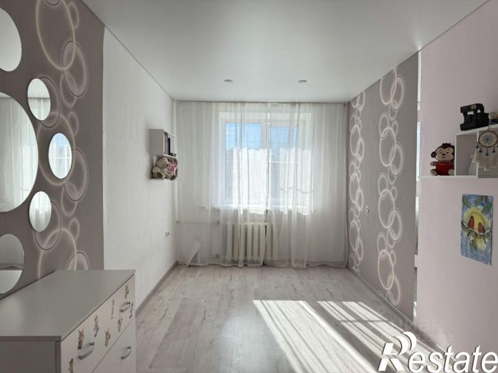 3-комн квартира улица Краснодонцев, 23,  д. 23