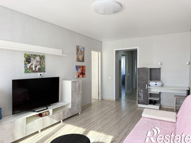 3-комн квартира улица Краснодонцев, 23,  д. 23