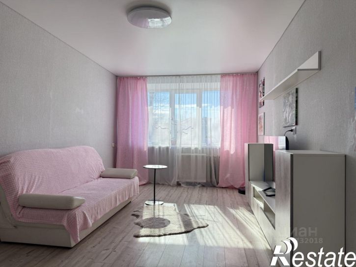 3-комн квартира улица Краснодонцев, 23,  д. 23