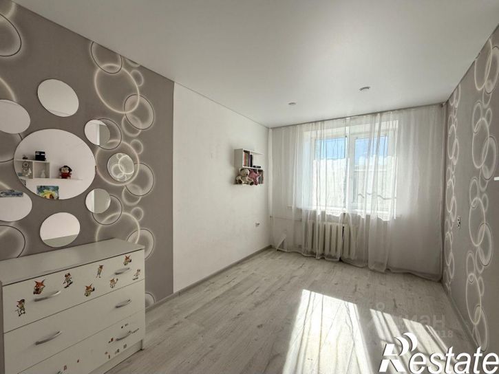 3-комн квартира улица Краснодонцев, 23,  д. 23