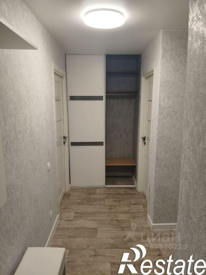 2-комн квартира улица Бардина, 1,  д. 1