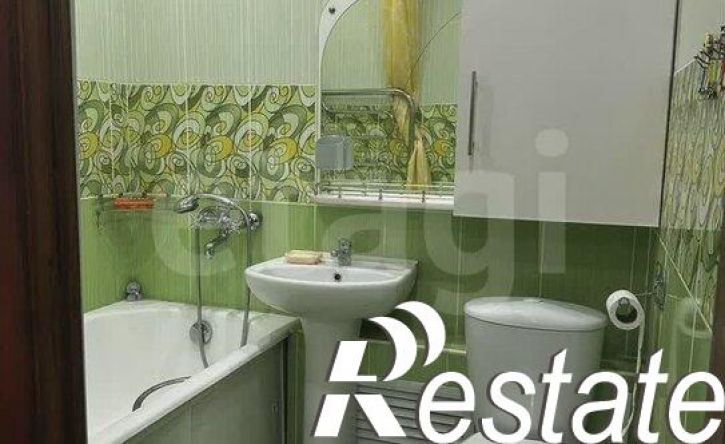 3-комн квартира проспект Строителей, 45,  д. 45
