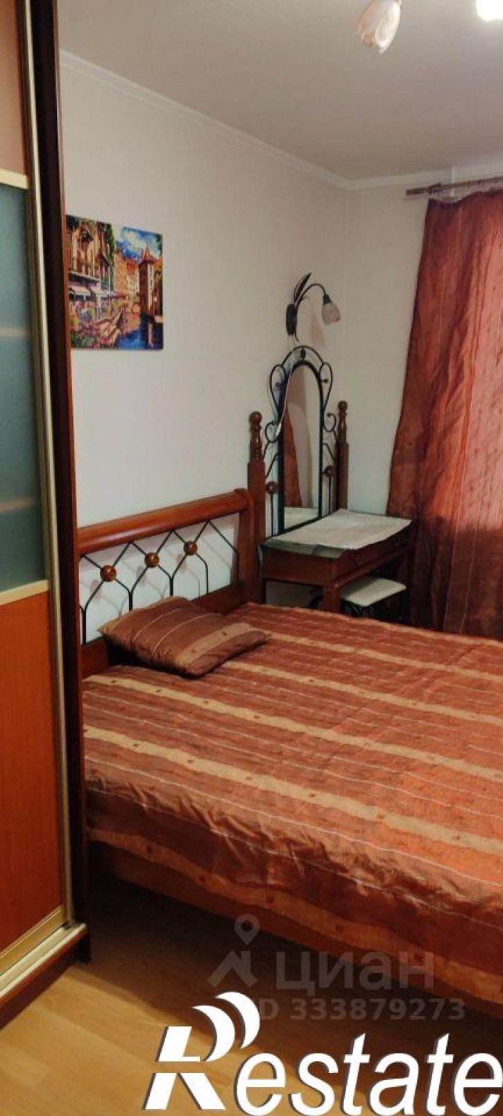 2-комн квартира Шекснинский проспект, 25,  д. 25