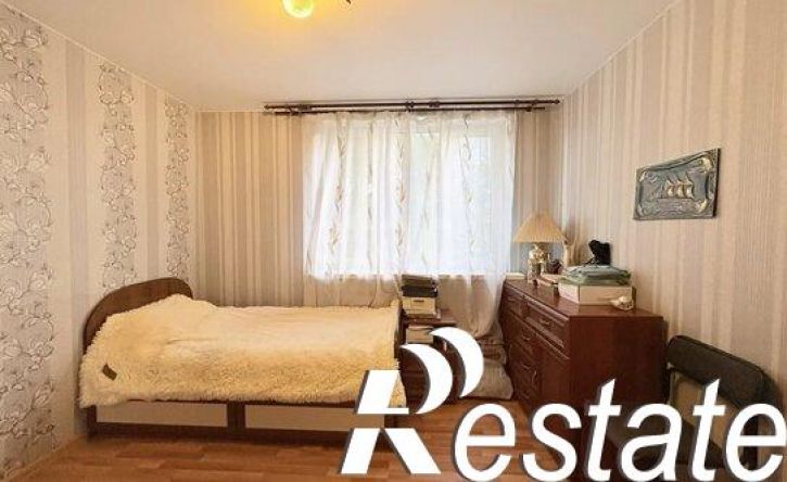3-комн квартира проспект Победы, 64,  д. 64