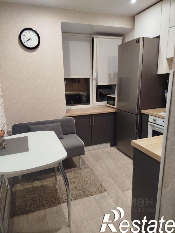 2-комн квартира улица Краснодонцев, 56,  д. 56