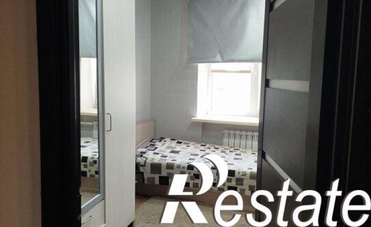 2-комн квартира улица Краснодонцев, 56,  д. 56